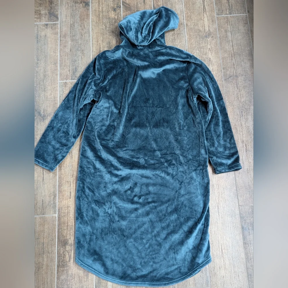 32 Degrees Heat Sleep Adult (L/XL)Teal Cozy Plush Hooded Lounger - Picture 3 of 4